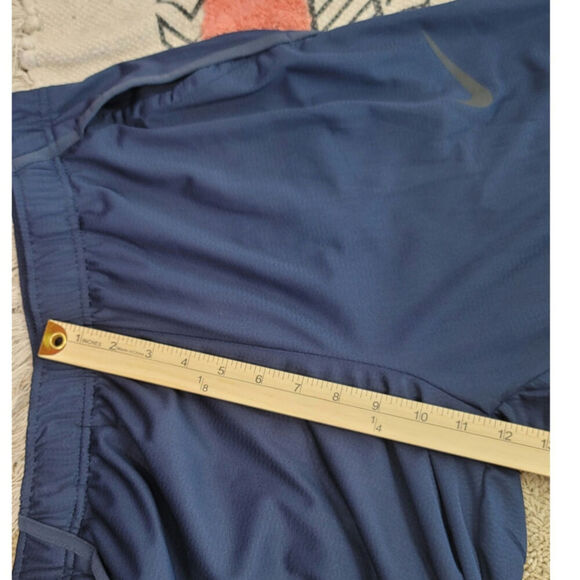 NIKE STANDARD FIT TRAINING PANTS IN NAVY, SZ LARGE - Picture 13 of 15